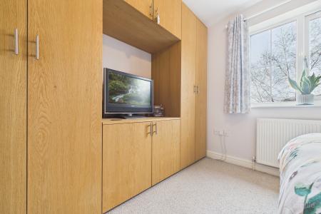 2 bedroom End of terrace house for sale in Mill View, Barton-upon-Humber, North Lincolnshire, DN18