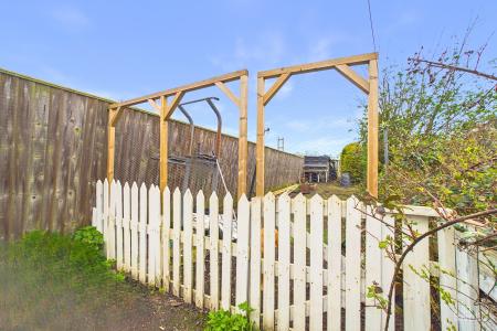 3 bedroom Terraced House for sale in Far Ings Road, Barton-upon-Humber, North Lincolnshire, DN18