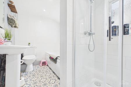 3 bedroom Terraced House for sale in Far Ings Road, Barton-upon-Humber, North Lincolnshire, DN18