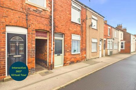 3 bedroom Terraced House for sale in Far Ings Road, Barton-upon-Humber, North Lincolnshire, DN18
