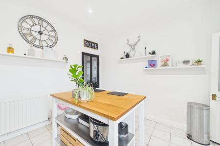 3 bedroom Terraced House for sale in Far Ings Road, Barton-upon-Humber, North Lincolnshire, DN18