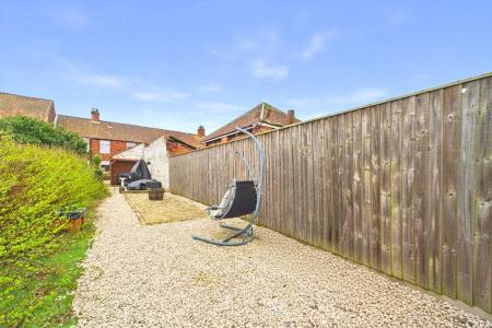 3 bedroom Terraced House for sale in Far Ings Road, Barton-upon-Humber, North Lincolnshire, DN18