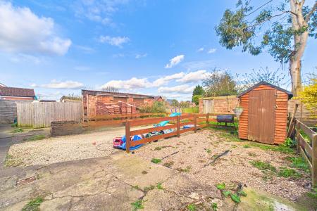 2 bedroom Terraced House for sale in Pasture Road, Barton-upon-Humber, North Lincolnshire, DN18