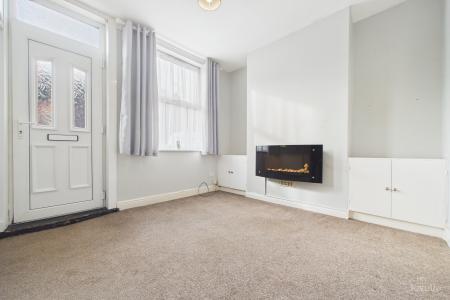 2 bedroom Terraced House for sale in Pasture Road, Barton-upon-Humber, North Lincolnshire, DN18