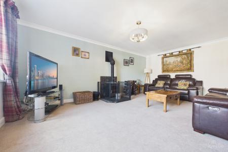 4 bedroom Detached house for sale in Franklin Way, Barrow-upon-Humber, North Lincolnshire, DN19