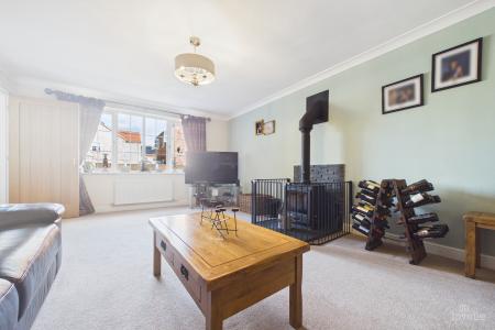 4 bedroom Detached house for sale in Franklin Way, Barrow-upon-Humber, North Lincolnshire, DN19