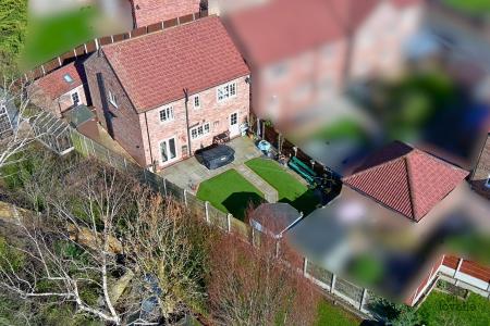 4 bedroom Detached house for sale in Franklin Way, Barrow-upon-Humber, North Lincolnshire, DN19