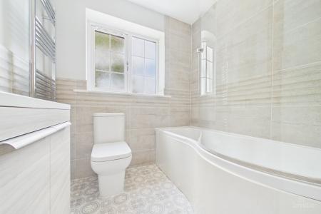 4 bedroom Detached house for sale in Franklin Way, Barrow-upon-Humber, North Lincolnshire, DN19