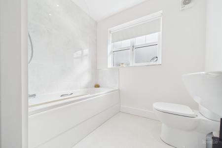 3 bedroom Detached house for sale in Bayleaf Lane, Barton-upon-Humber, North Lincolnshire, DN18