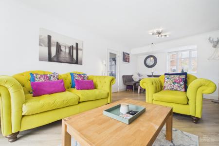 4 bedroom Detached house for sale in Briar Court, Goxhill, North Lincolnshire, DN19