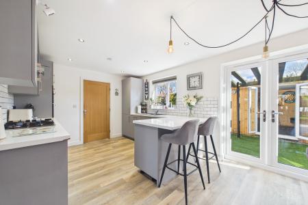 4 bedroom Detached house for sale in Franklin Way, Barrow-upon-Humber, North Lincolnshire, DN19