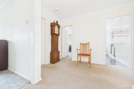 3 bedroom Detached bungalow for sale in Warrendale, Barton-upon-Humber, North Lincolnshire, DN18