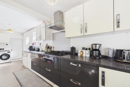 3 bedroom Detached house for sale in Finkle Lane, Barton-upon-Humber, North Lincolnshire, DN18