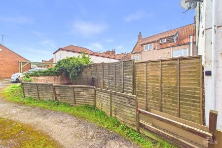 3 bedroom Detached house for sale in Finkle Lane, Barton-upon-Humber, North Lincolnshire, DN18