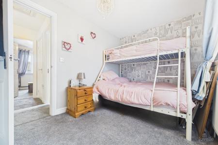 2 bedroom Semi-detached house for sale in Sandpiper Way, Barton-upon-Humber, North Lincolnshire, DN18
