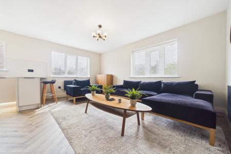 2 bedroom Ground floor flat for sale in Church View, Barton-upon-Humber, North Lincolnshire, DN18