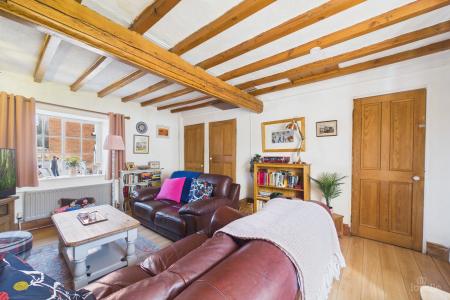 2 bedroom Semi-detached house for sale in Silver Street, Winteringham, North Lincolnshire, DN15