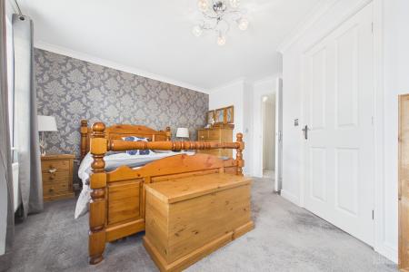 4 bedroom Detached house for sale in Canberra View, Barton-upon-Humber, North Lincolnshire, DN18