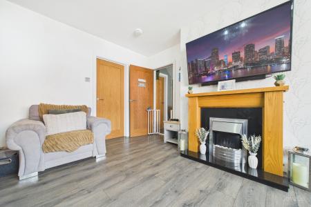 3 bedroom Semi-detached house for sale in Green Lane, Barrow-upon-Humber, North Lincolnshire, DN19