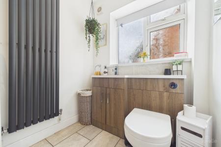 3 bedroom Semi-detached house for sale in Green Lane, Barrow-upon-Humber, North Lincolnshire, DN19