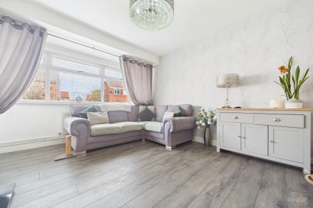 3 bedroom Semi-detached house for sale in Green Lane, Barrow-upon-Humber, North Lincolnshire, DN19