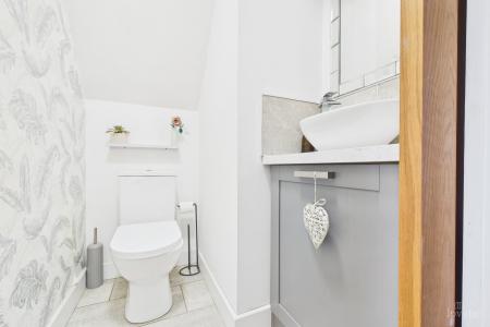 3 bedroom Semi-detached house for sale in Green Lane, Barrow-upon-Humber, North Lincolnshire, DN19