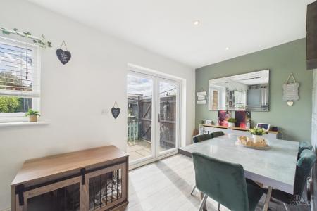 3 bedroom Semi-detached house for sale in Green Lane, Barrow-upon-Humber, North Lincolnshire, DN19