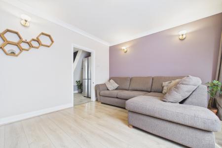 2 bedroom Semi-detached house for sale in Townside, East Halton, North Lincolnshire, DN40