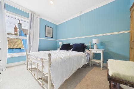 3 bedroom Terraced House for sale in Newport, Barton-upon-Humber, North Lincolnshire, DN18