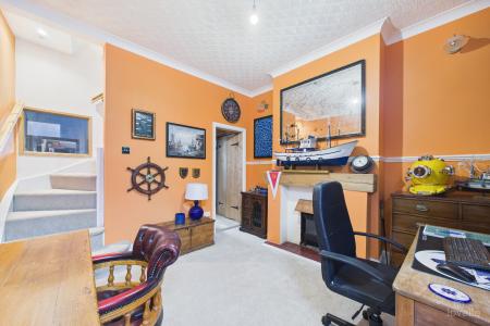 3 bedroom Terraced House for sale in Newport, Barton-upon-Humber, North Lincolnshire, DN18