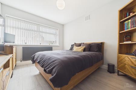 4 bedroom Detached bungalow for sale in Greenway, Barton-upon-Humber, North Lincolnshire, DN18