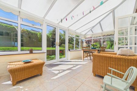 4 bedroom Detached house for sale in Birchwood Close, Barton-upon-Humber, North Lincolnshire, DN18