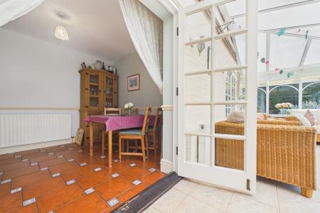 4 bedroom Detached house for sale in Birchwood Close, Barton-upon-Humber, North Lincolnshire, DN18