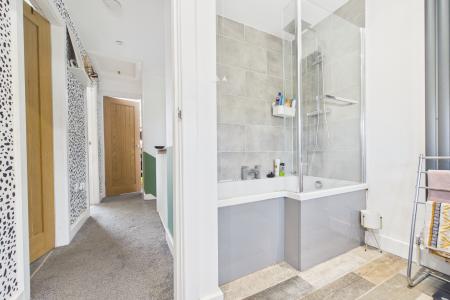 3 bedroom Semi-detached house for sale in John Harrisons Close, Barrow-upon-Humber, North Lincolnshire, DN19