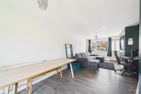 3 bedroom Semi-detached house for sale in John Harrisons Close, Barrow-upon-Humber, North Lincolnshire, DN19