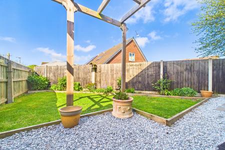 3 bedroom Semi-detached house for sale in Princess Drive, Barton-upon-Humber, North Lincolnshire, DN18