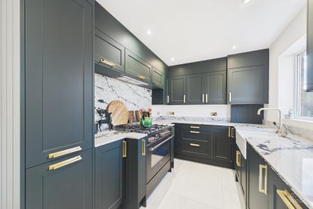 3 bedroom Semi-detached house for sale in Princess Drive, Barton-upon-Humber, North Lincolnshire, DN18