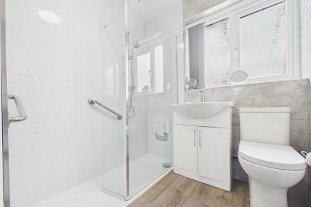 3 bedroom Detached bungalow for sale in Western Drive, Barton-upon-Humber, North Lincolnshire, DN18