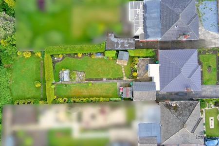 3 bedroom Detached bungalow for sale in Western Drive, Barton-upon-Humber, North Lincolnshire, DN18