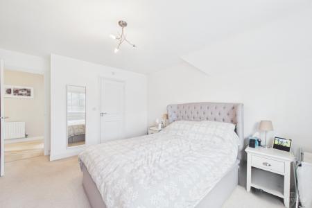 4 bedroom Detached house for sale in Clipson Crest, Barton-upon-Humber, North Lincolnshire, DN18