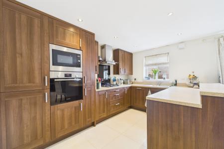 4 bedroom Detached house for sale in Clipson Crest, Barton-upon-Humber, North Lincolnshire, DN18