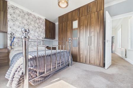 3 bedroom Semi-detached house for sale in Butts Road, Barton-upon-Humber, North Lincolnshire, DN18