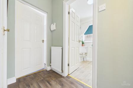 2 bedroom Detached bungalow for sale in Danson Close, Barton-upon-Humber, North Lincolnshire, DN18