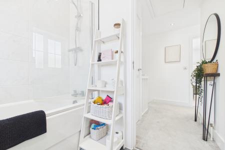 3 bedroom Semi-detached house for sale in Millfields Way, Barrow-upon-Humber, North Lincolnshire, DN19