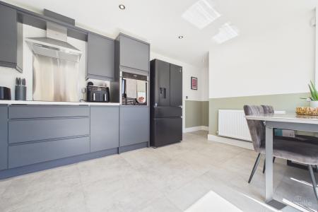 3 bedroom Semi-detached house for sale in Millfields Way, Barrow-upon-Humber, North Lincolnshire, DN19