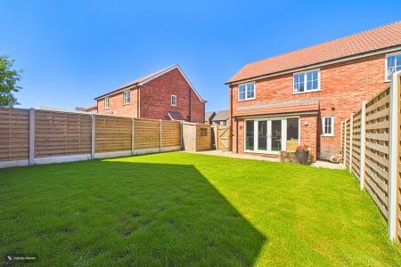 3 bedroom Semi-detached house for sale in Millfields Way, Barrow-upon-Humber, North Lincolnshire, DN19