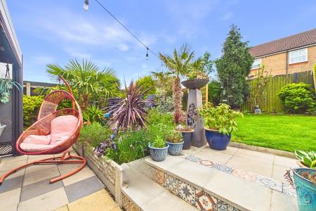 4 bedroom Detached house for sale in Riverbank Rise, Barton-upon-Humber, North Lincolnshire, DN18