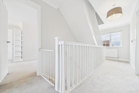 5 bedroom Detached house for sale in Canberra View, Barton-upon-Humber, North Lincolnshire, DN18