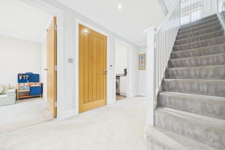 5 bedroom Detached house for sale in Canberra View, Barton-upon-Humber, North Lincolnshire, DN18