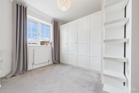 5 bedroom Detached house for sale in Canberra View, Barton-upon-Humber, North Lincolnshire, DN18